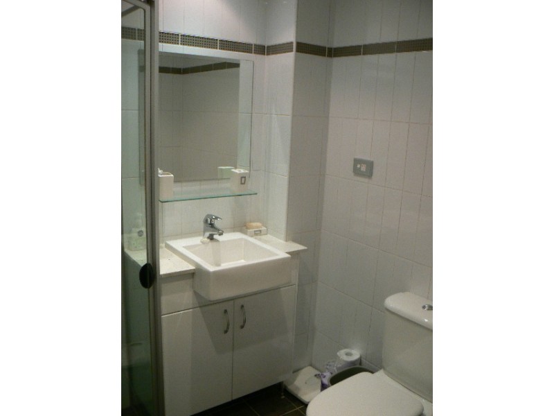 1/36-40 Old Pittwater Rd, Brookvale NSW 2100