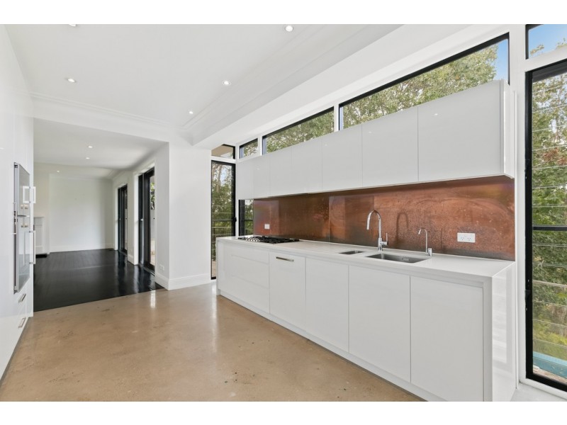 19 Highland Ridge, Middle Cove NSW 2068