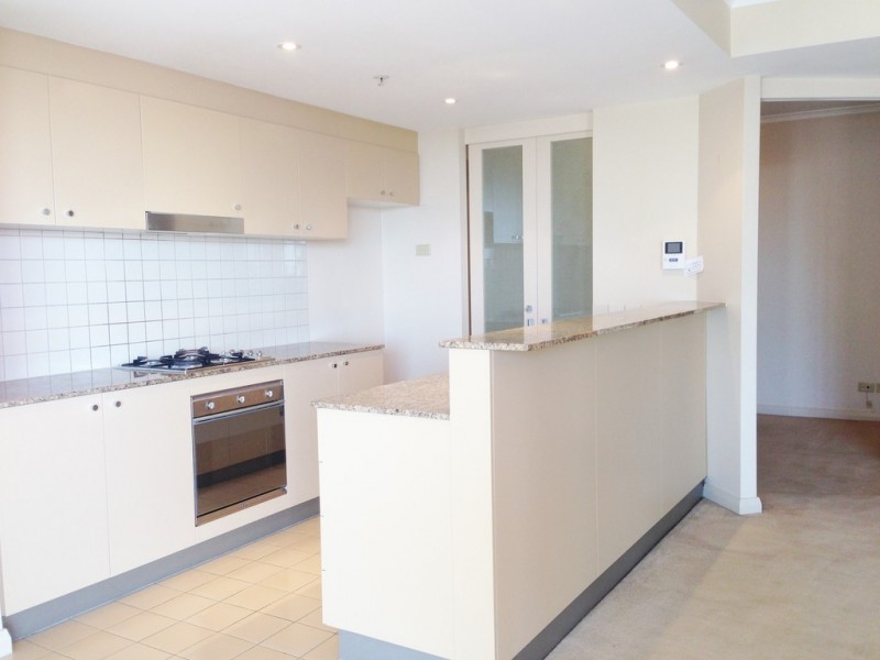 2102/2A Help Street, Chatswood NSW 2067