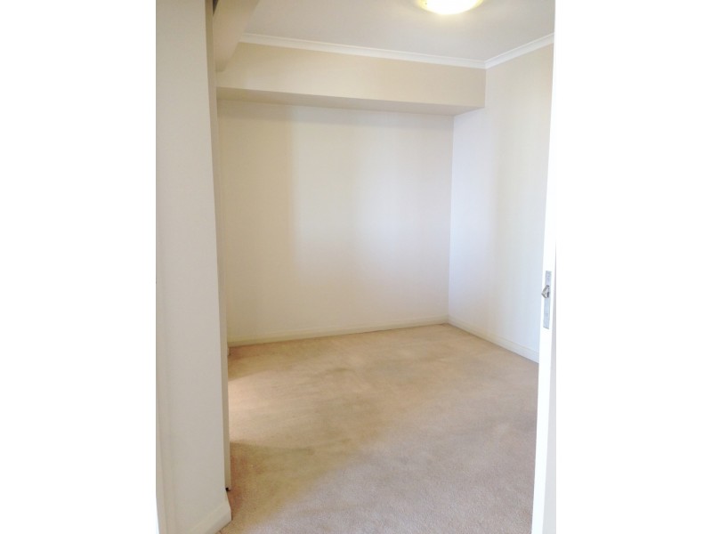 2102/2A Help Street, Chatswood NSW 2067