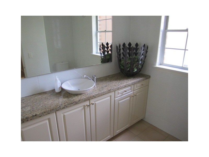 17 Valley View Close, Roseville NSW 2069