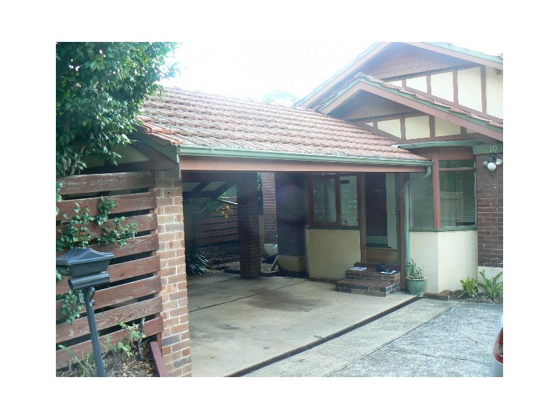 10 Lone Pine Avenue, Chatswood NSW 2067