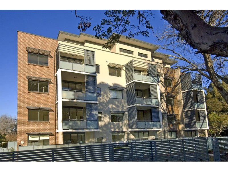 1/1-3 Eulbertie Avenue, Warrawee NSW 2074