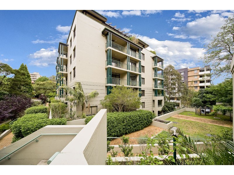 206/10 Freeman Road, Chatswood NSW 2067