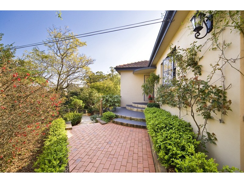 83 Hawthorne Ave, Chatswood NSW 2067