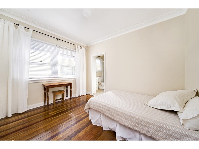 83 Hawthorne Ave, Chatswood NSW 2067