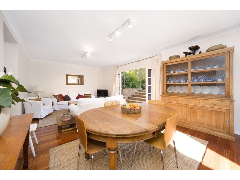 83 Hawthorne Ave, Chatswood NSW 2067