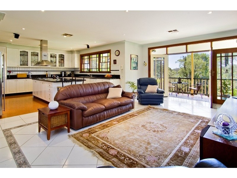 4 Park Avenue, Roseville NSW 2069