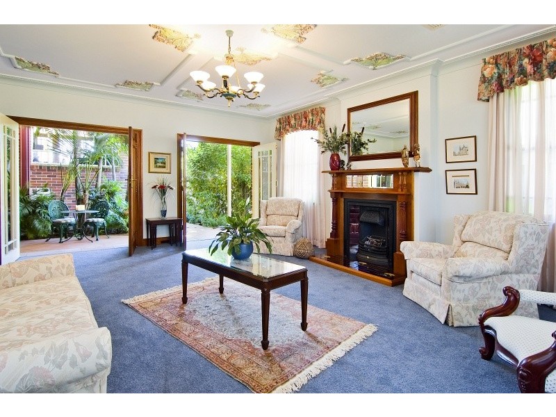 4 Park Avenue, Roseville NSW 2069