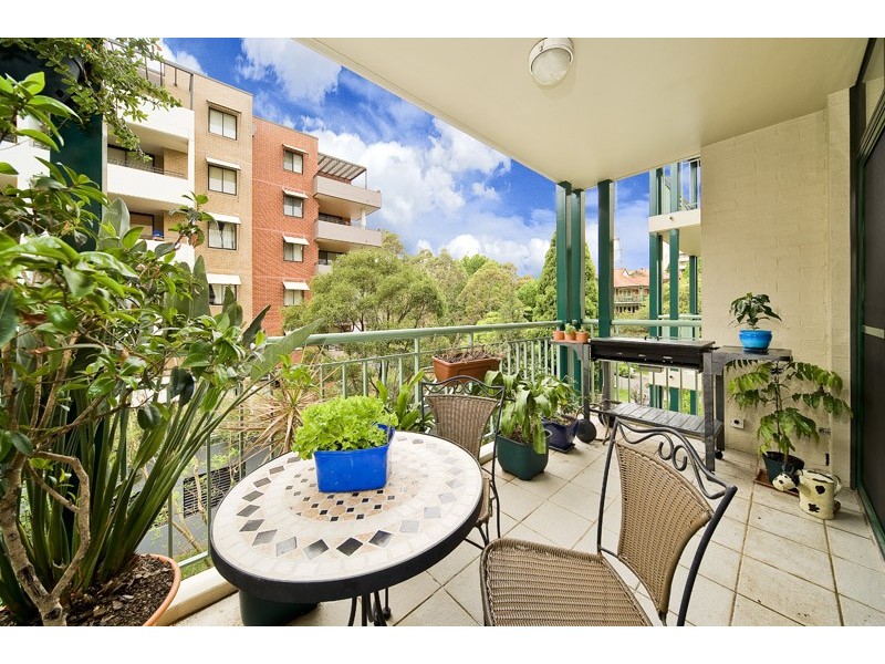 607/10 Freeman Road, Chatswood NSW 2067