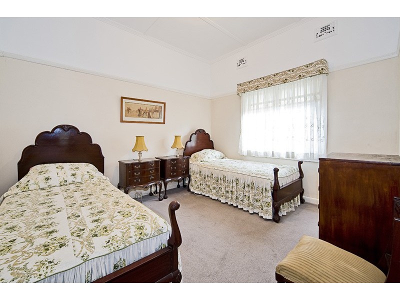 44 Addison Avenue, Roseville NSW 2069