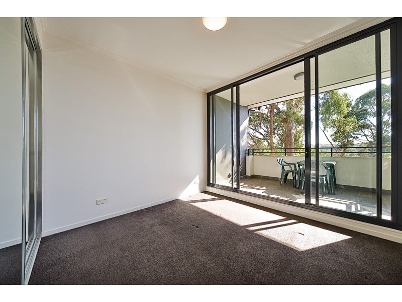 B213/2-4 Darley Street, Forestville NSW 2087
