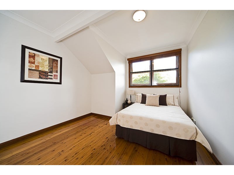 2/335 Mowbray Road, Chatswood NSW 2067