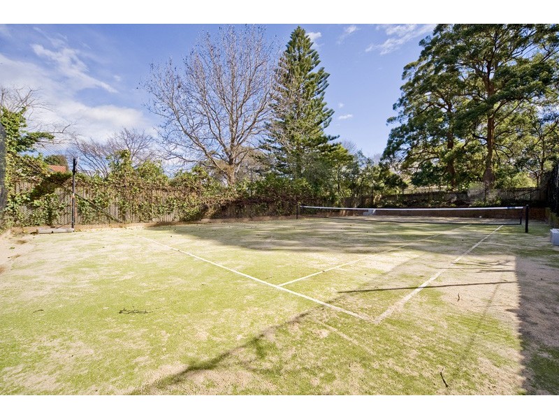 26 Carnarvon Road, Roseville NSW 2069