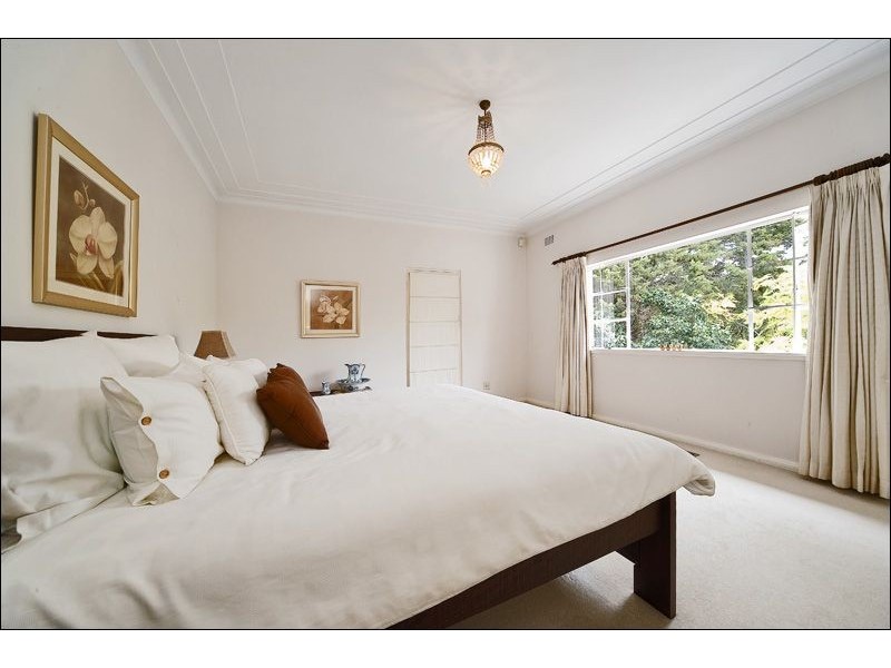 20  Merlin Street, Roseville NSW 2069