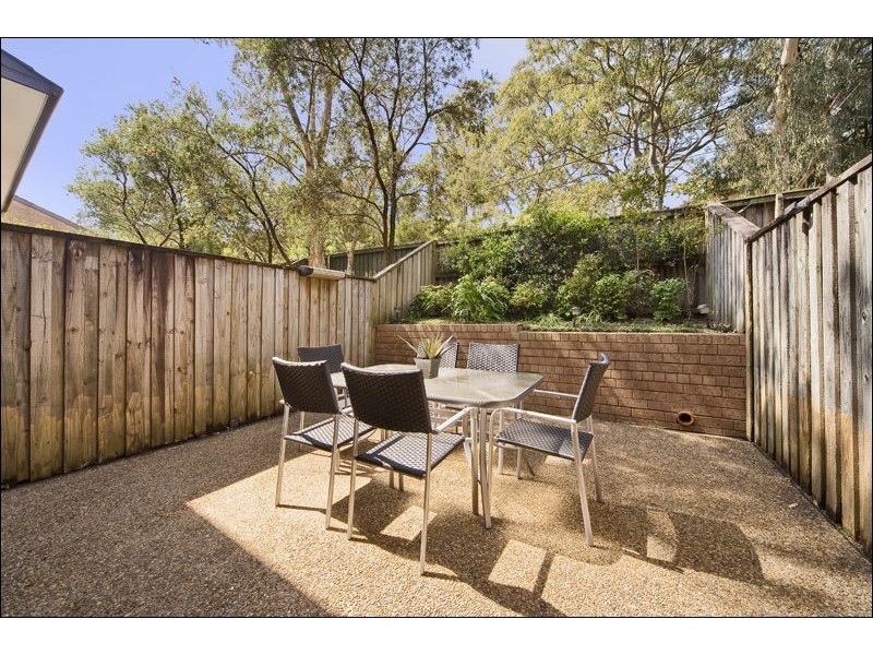 Townhouse 17/3 Barton Rd, Artarmon NSW 2064