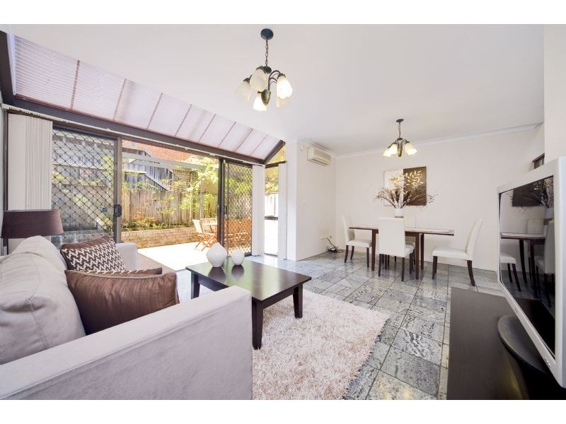 Townhouse 4 /10-12 Eric Rd, Artarmon NSW 2064