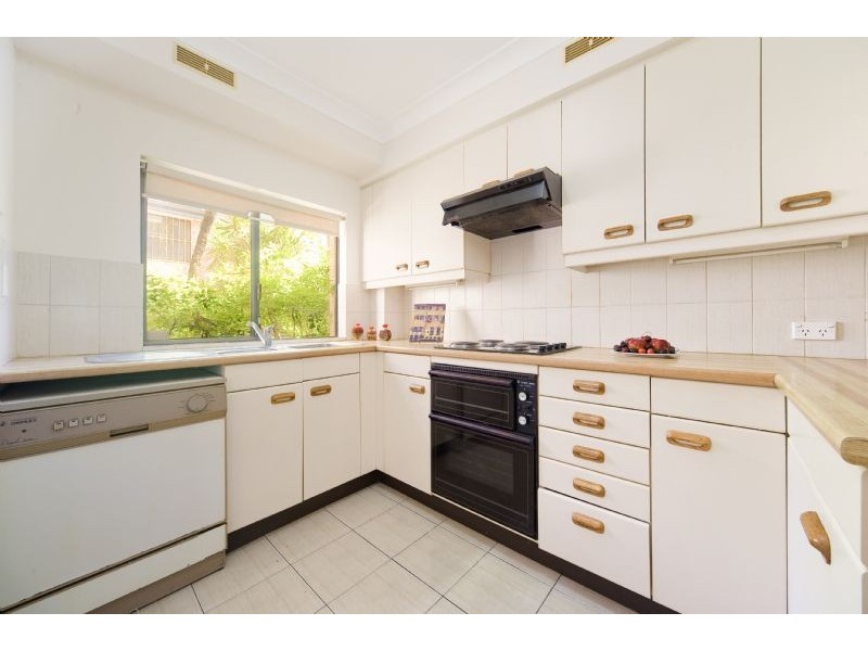 Townhouse 4 /10-12 Eric Rd, Artarmon NSW 2064
