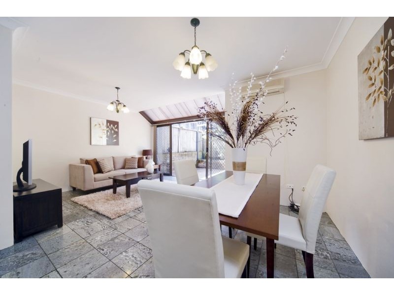 Townhouse 4 /10-12 Eric Rd, Artarmon NSW 2064
