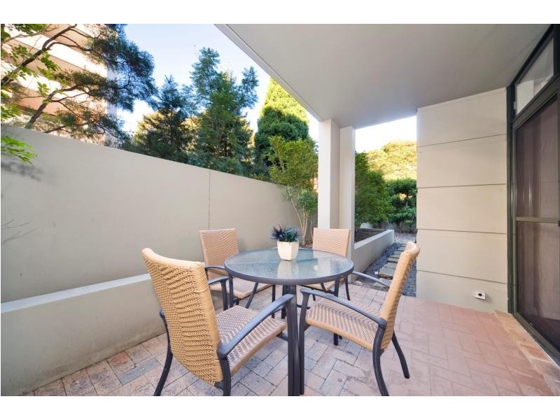 206/10 Freeman Road, Chatswood NSW 2067