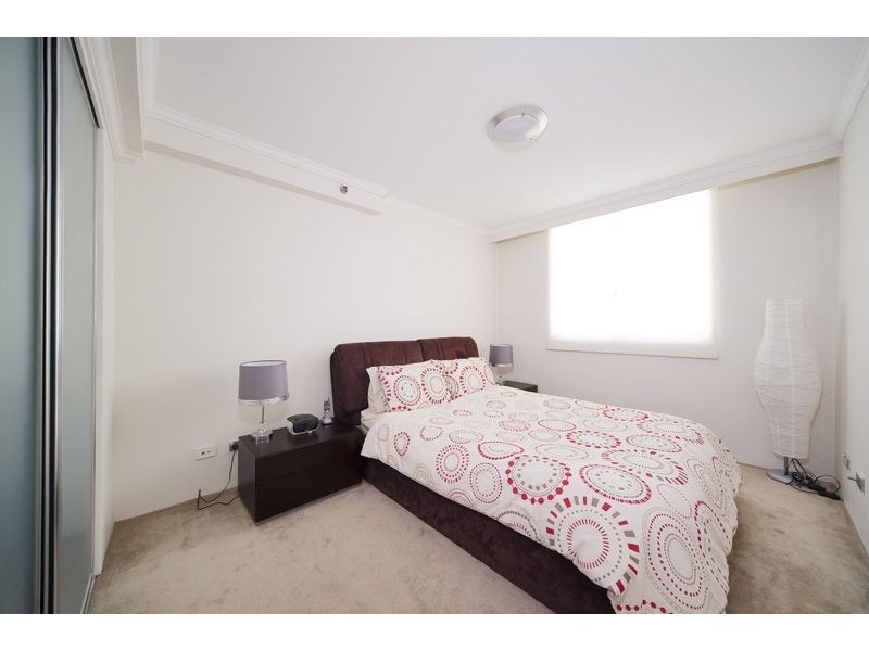 205/14 Brown St, Chatswood NSW 2067