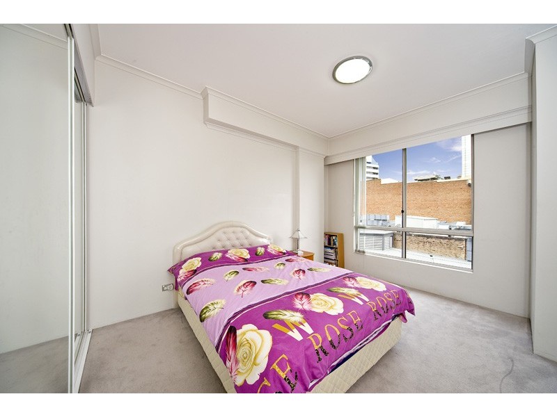 25/1  Katherine St, Chatswood NSW 2067