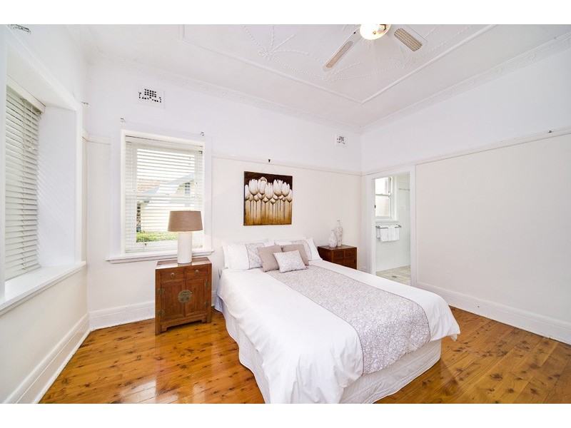 14 McLean Avenue, Chatswood NSW 2067