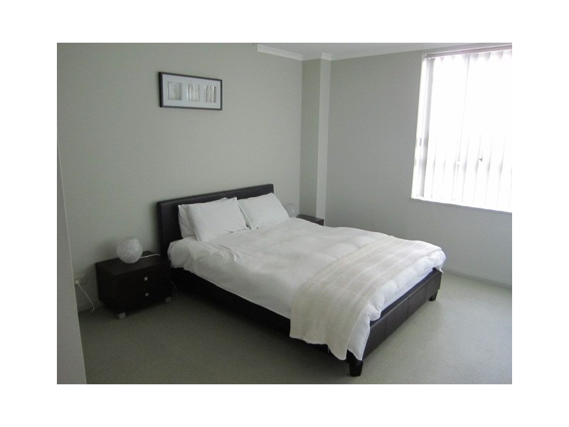 1708/2B Help Street, Chatswood NSW 2067