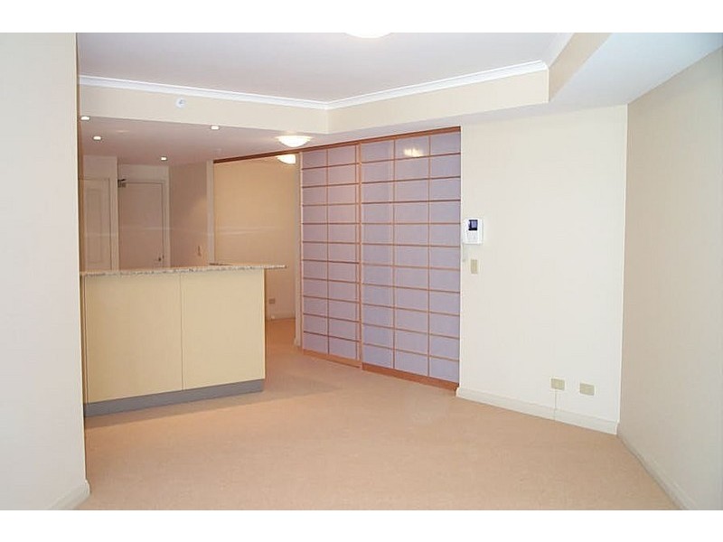 1011/2B Help Street, Chatswood NSW 2067