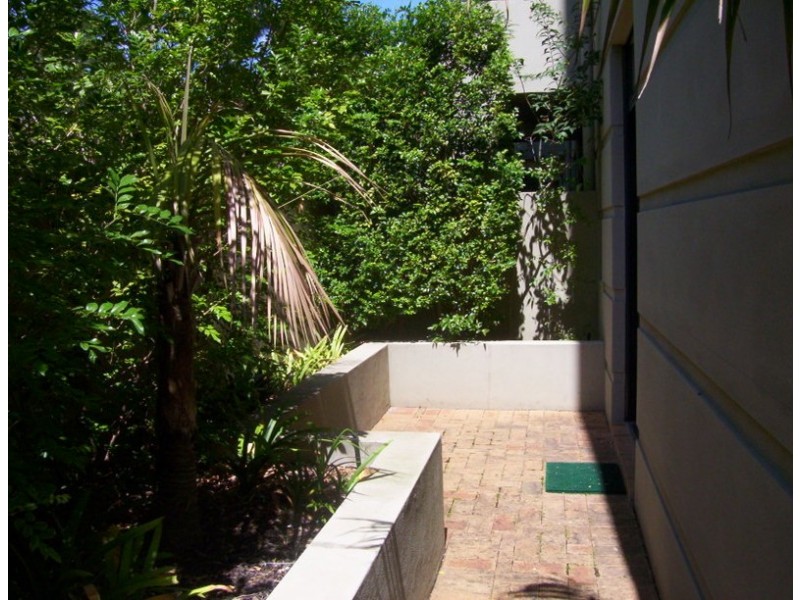 208/10 Freeman Road, Chatswood NSW 2067