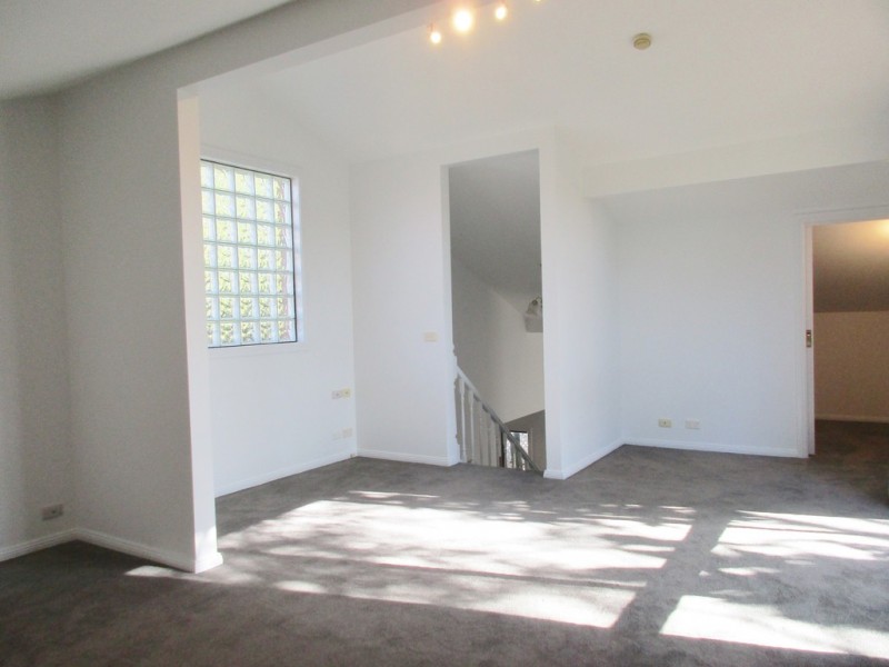 43A Hinkler Crescent, Lane Cove NSW 2066