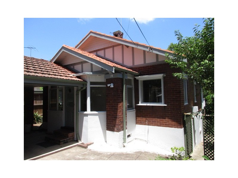 10 Lone Pine Avenue, Chatswood NSW 2067