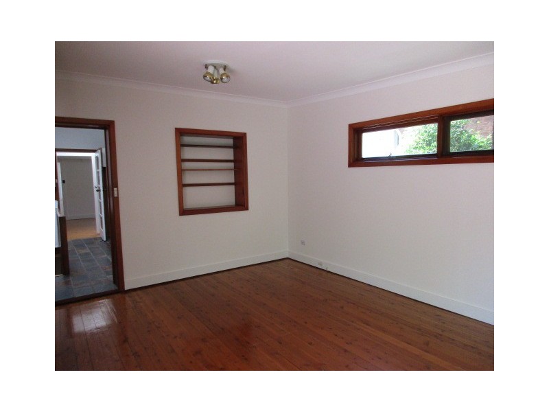 10 Lone Pine Avenue, Chatswood NSW 2067