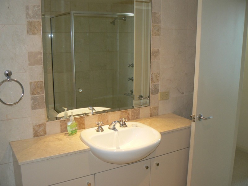 2308/2A Help Street, Chatswood NSW 2067