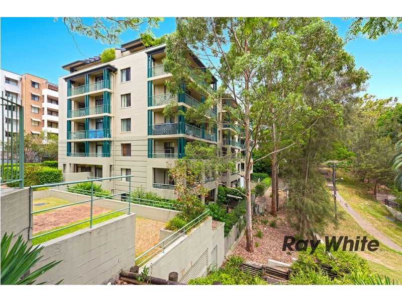 203/10 Freeman Road, Chatswood NSW 2067