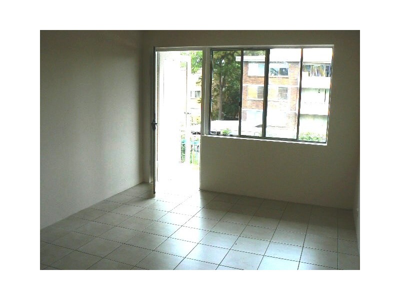 11/5 Bank Street, Meadowbank NSW 2114