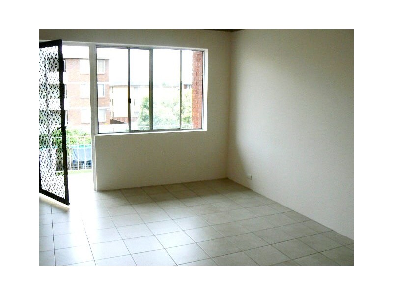 11/5 Bank Street, Meadowbank NSW 2114