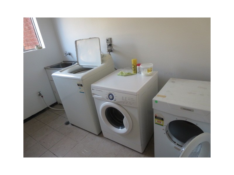 11/5 Bank Street, Meadowbank NSW 2114