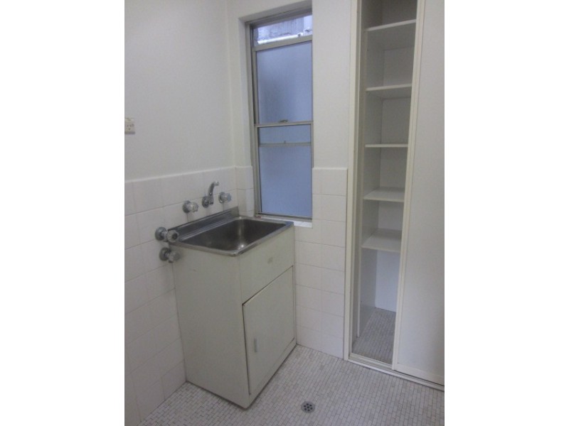 3/2 Maclaurin Parade, Roseville NSW 2069