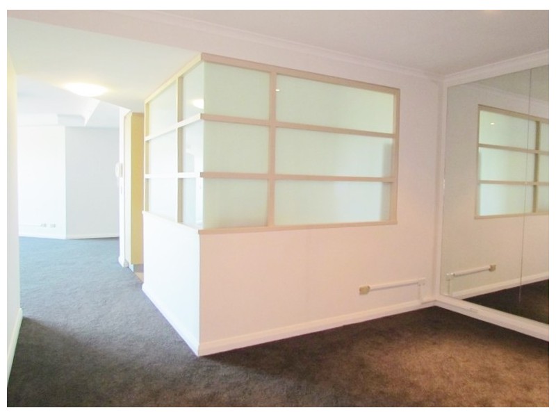 2206/2A Help Street, Chatswood NSW 2067