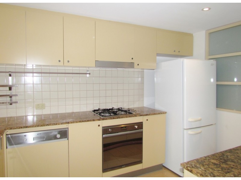 2206/2A Help Street, Chatswood NSW 2067