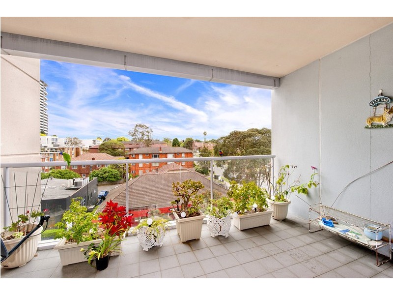 501/2B Help Street, Chatswood NSW 2067