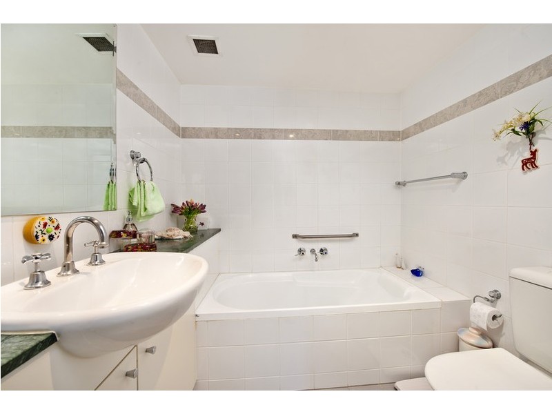 501/2B Help Street, Chatswood NSW 2067