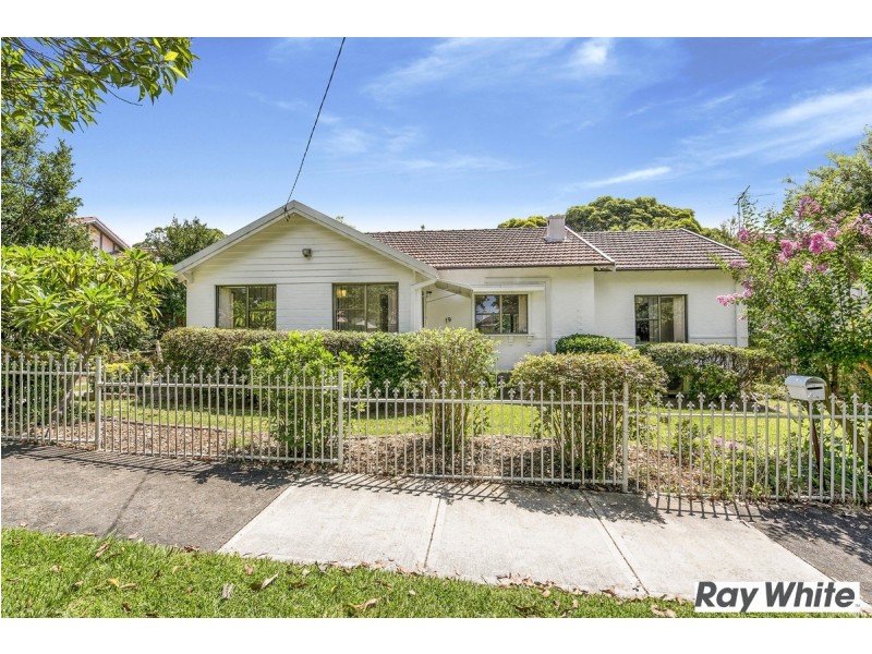 19 William Street East, Roseville NSW 2069