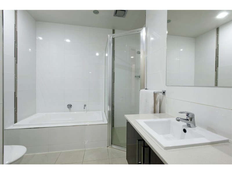 2/107 Plenty Road, Preston VIC 3072