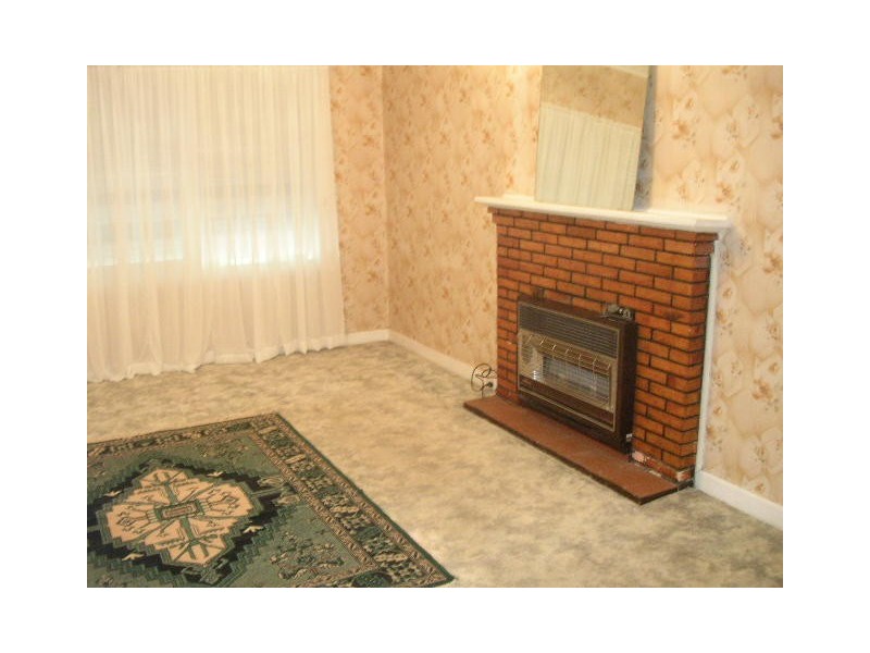 6a  Jinghi Road, Reservoir VIC 3073