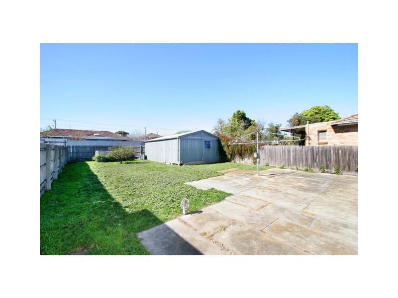 6 Bryan Street, Reservoir VIC 3073