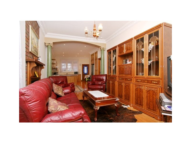 17 Clyde Street, Thornbury VIC 3071