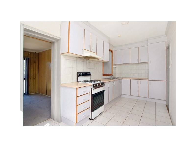 7 Laha Crescent, Preston VIC 3072