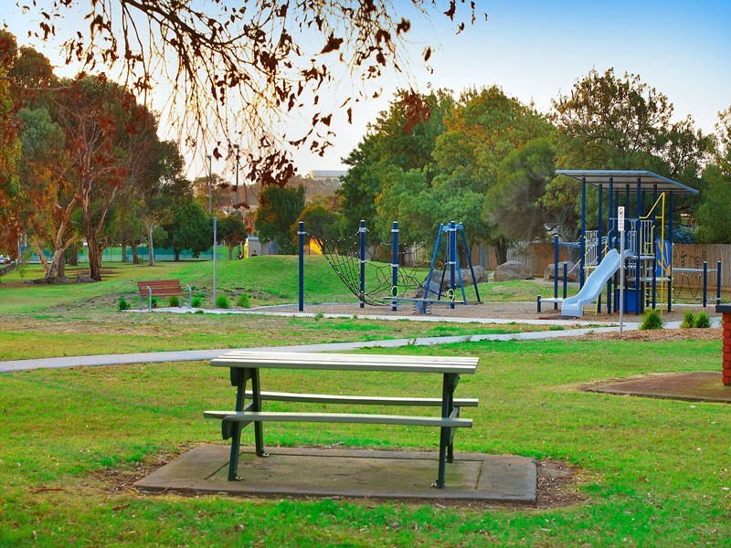 21 Symons Street, Preston VIC 3072